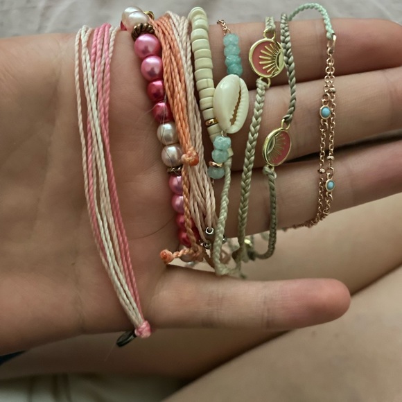 Pura vida - Picture 2 of 2